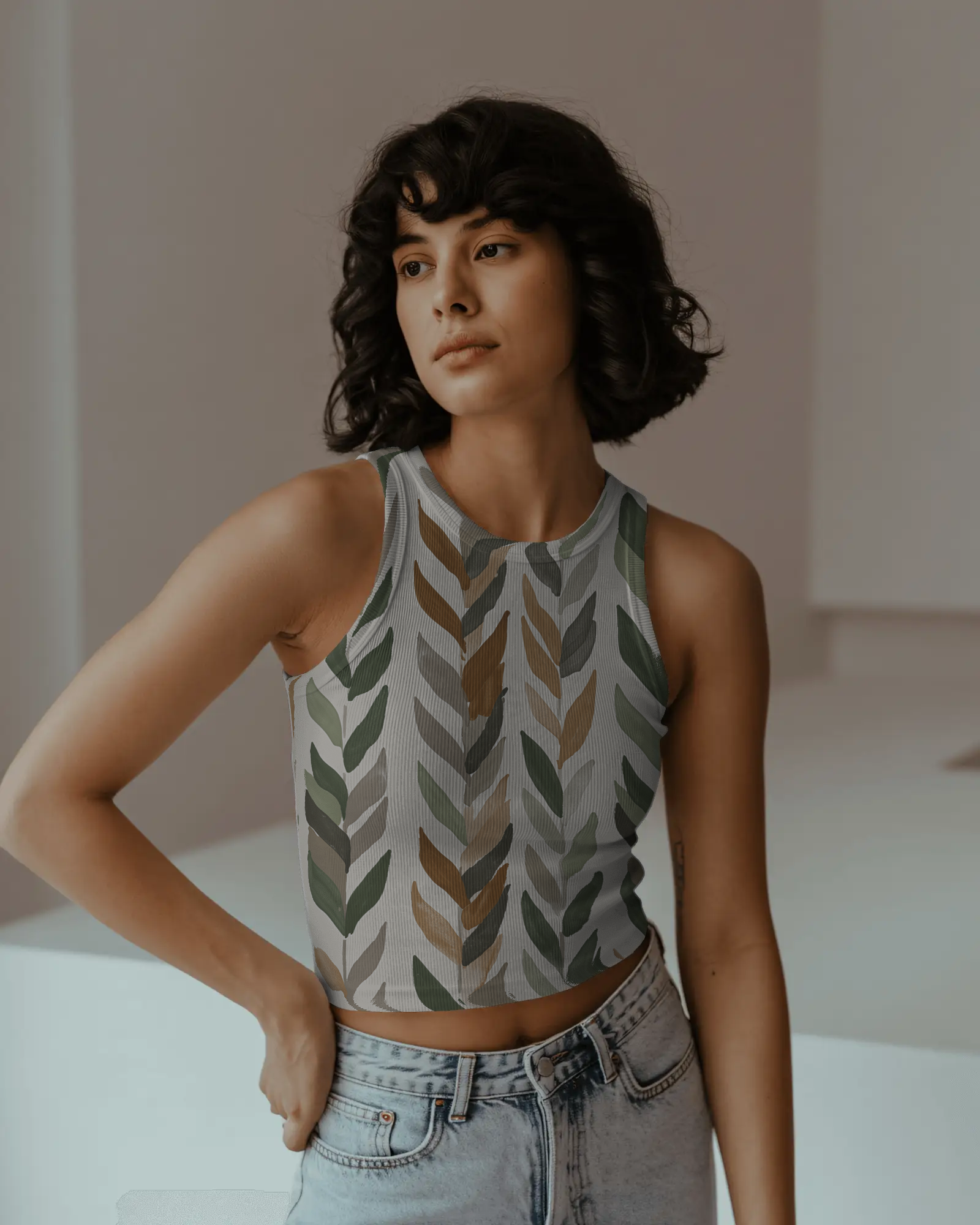 Modern Nature Minimal Leaf Print Crop Tank - Dorcus Wear