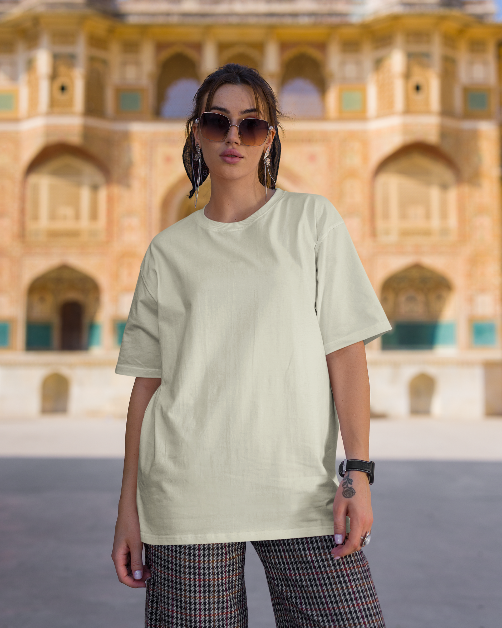 Off White Basic Oversized T-Shirt - Trendy Streetwear Style - Dorcus Wear
